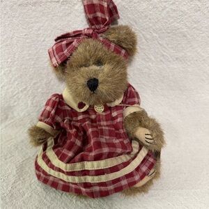 Boyd’s Bears Investment Collectible - Lois B. Bearlove